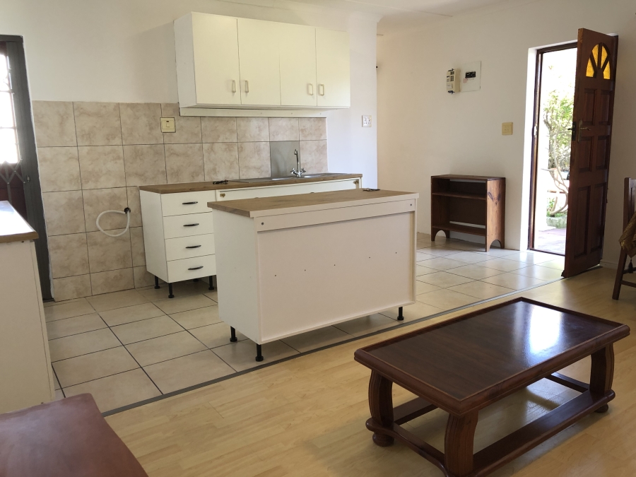 To Let 2 Bedroom Property for Rent in Muizenberg Western Cape